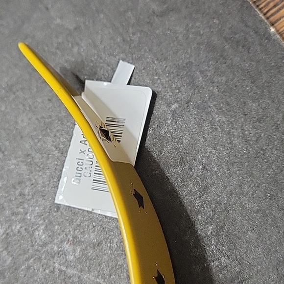 GUCCI x ADIDAS HEADBAND. NO LONGER BEING MADE NWT - Picture 5 of 10